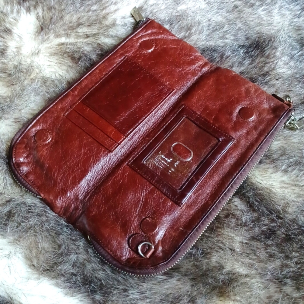 Hobo clutch / wristlet/wallet